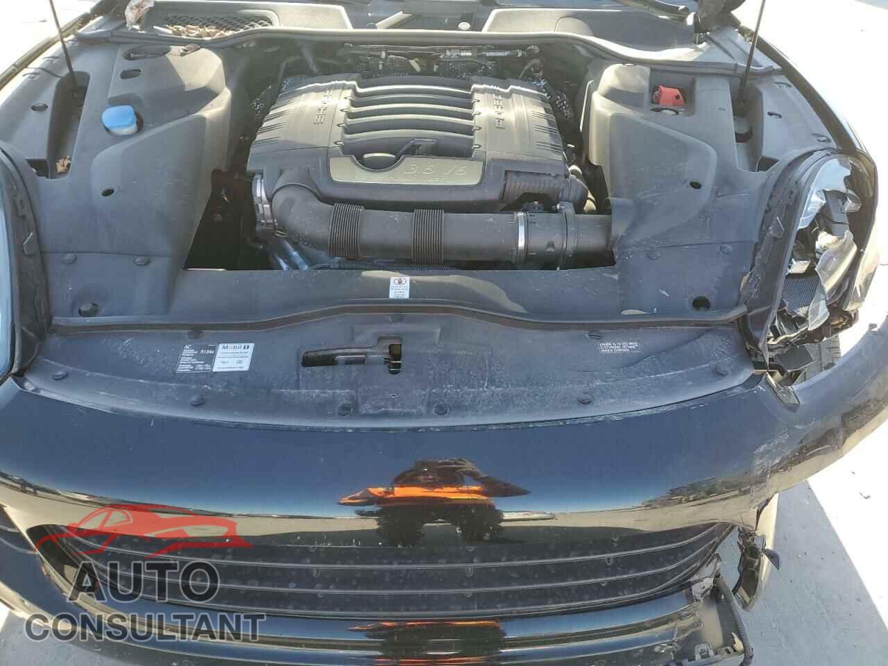 PORSCHE CAYENNE 2016 - WP1AA2A20GLA02125