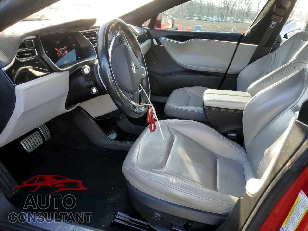 TESLA MODEL S 2015 - 5YJSA4H2XFFP64919