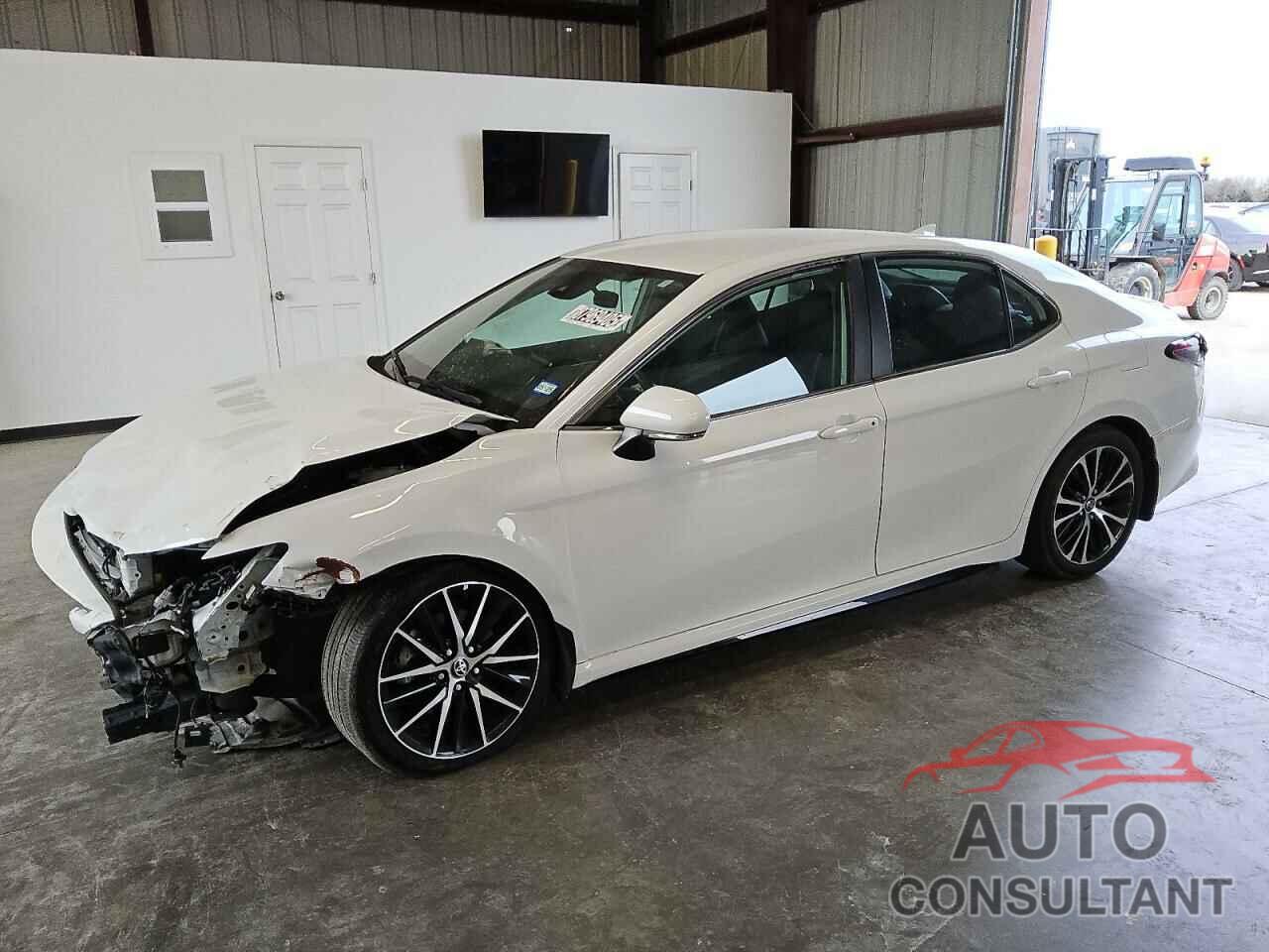 TOYOTA CAMRY 2023 - 4T1G11AK5PU814371