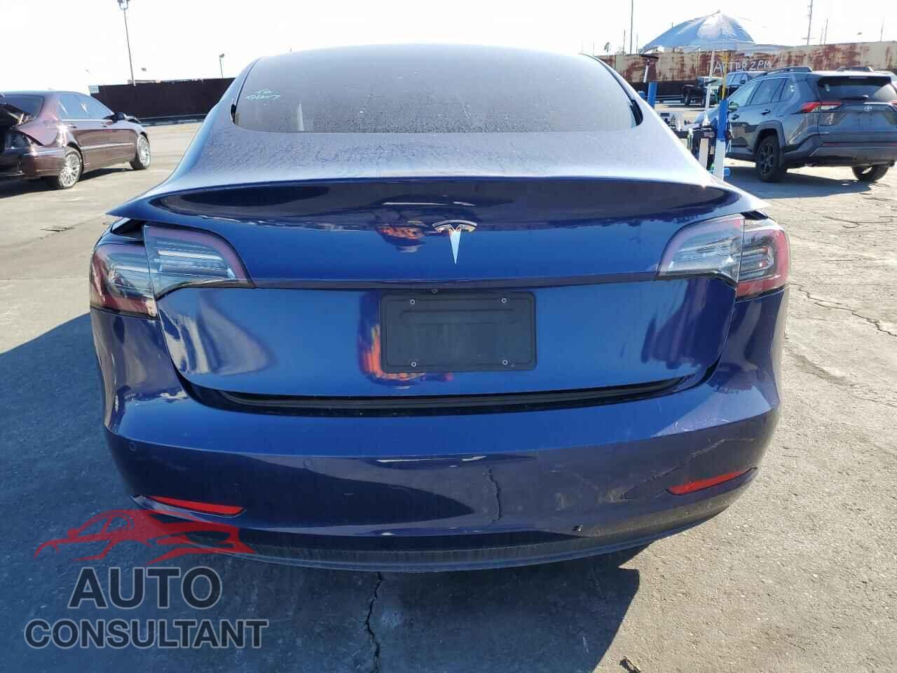 TESLA MODEL 3 2021 - 5YJ3E1EA5MF938671