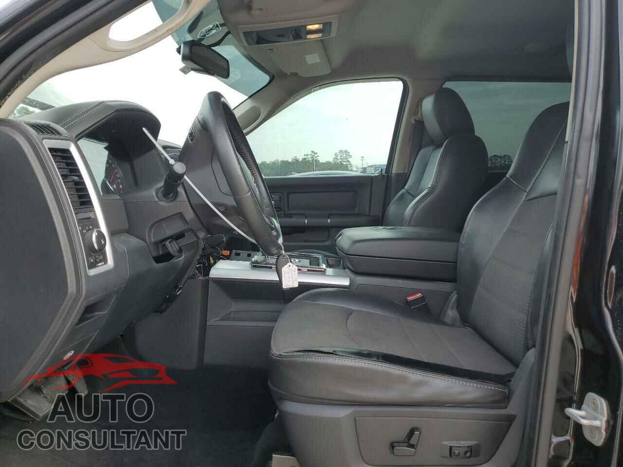 DODGE RAM 1500 2012 - 1C6RD7MT9CS150357