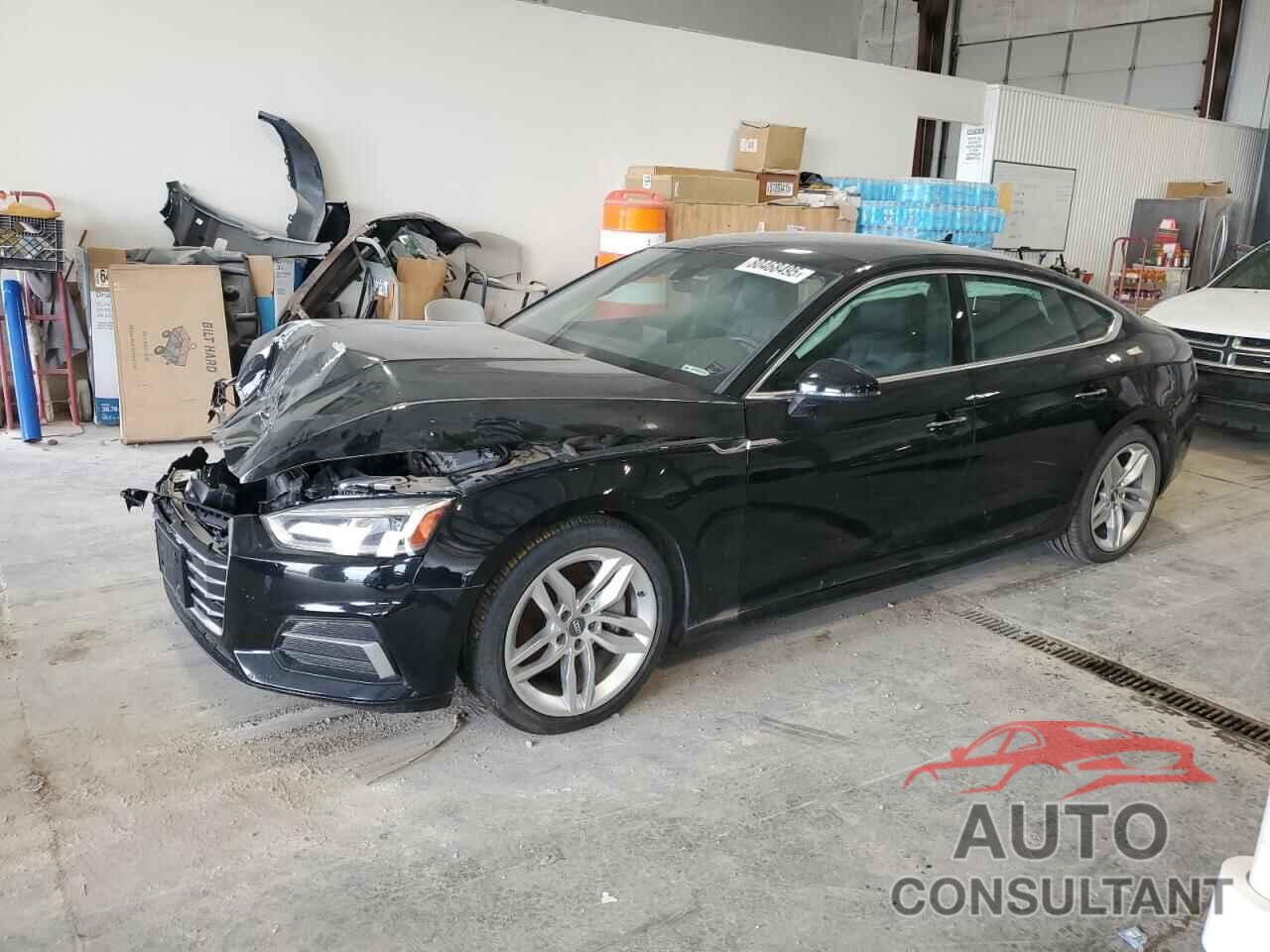 AUDI A5 2019 - WAUANCF55KA010947