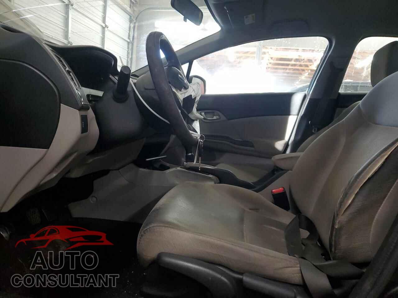 HONDA CIVIC 2013 - 19XFB2E58DE009319