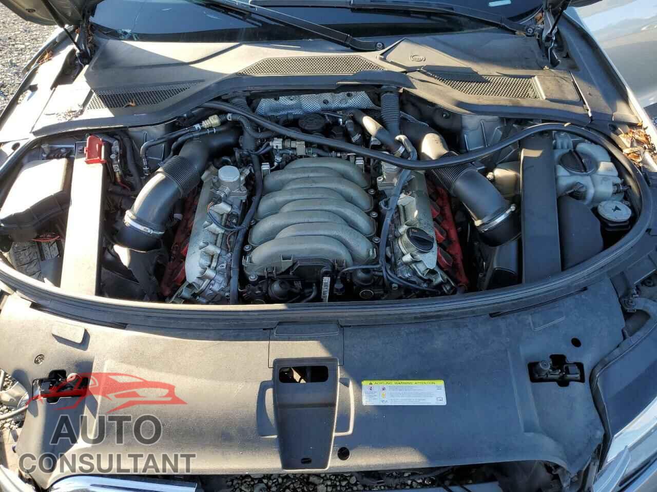 AUDI A8 2012 - WAURVAFD1CN035367