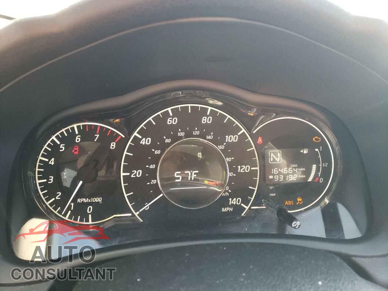 NISSAN VERSA 2017 - 3N1CE2CP3HL354583