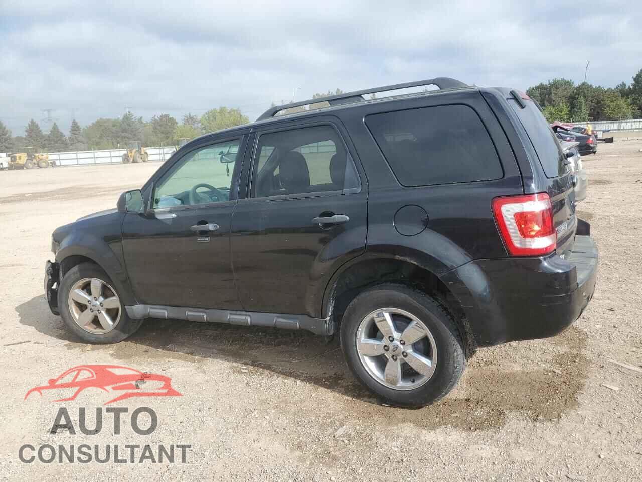 FORD ESCAPE 2011 - 1FMCU0D70BKC61057