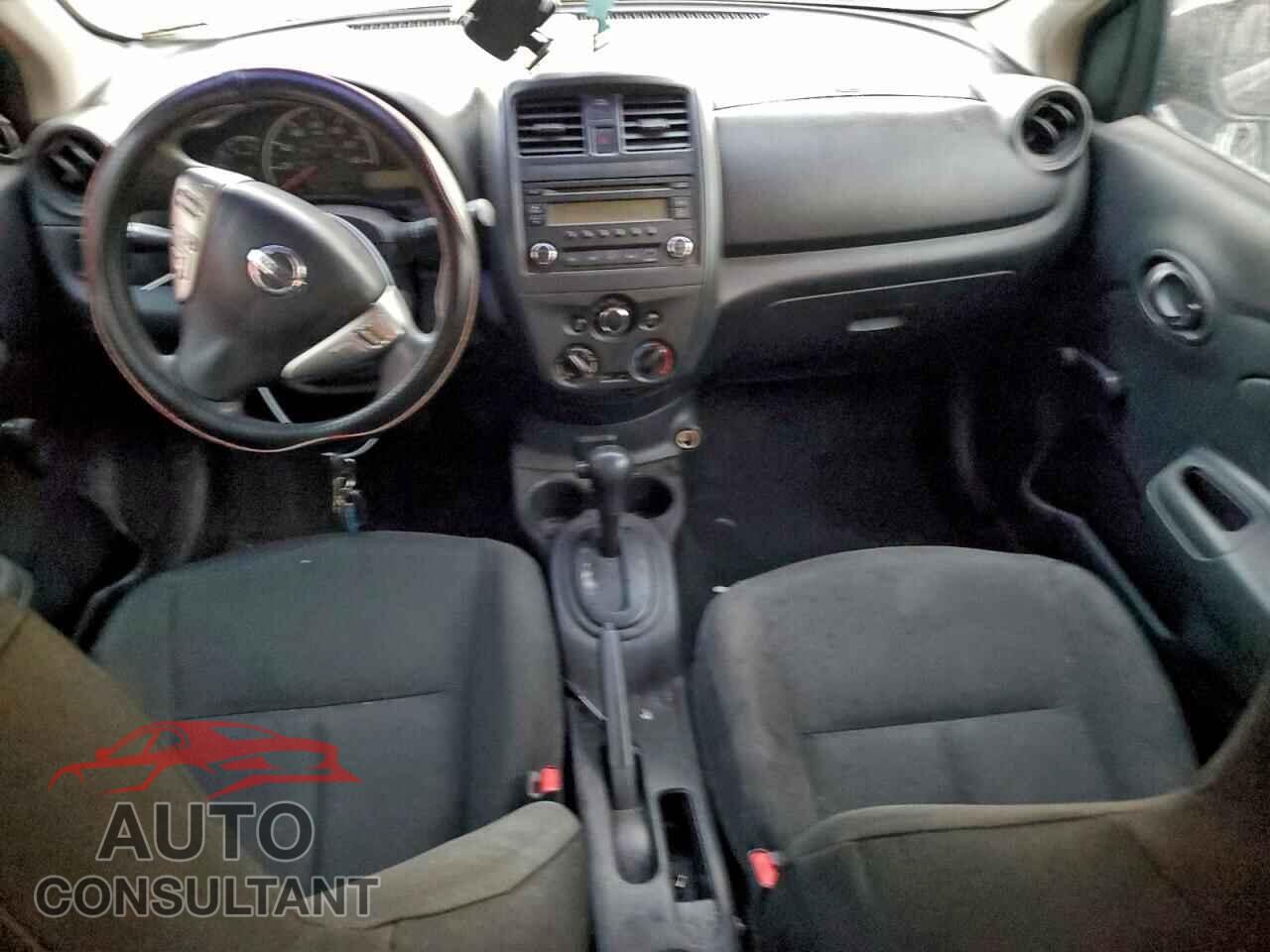 NISSAN VERSA 2017 - 3N1CN7AP3HL894550