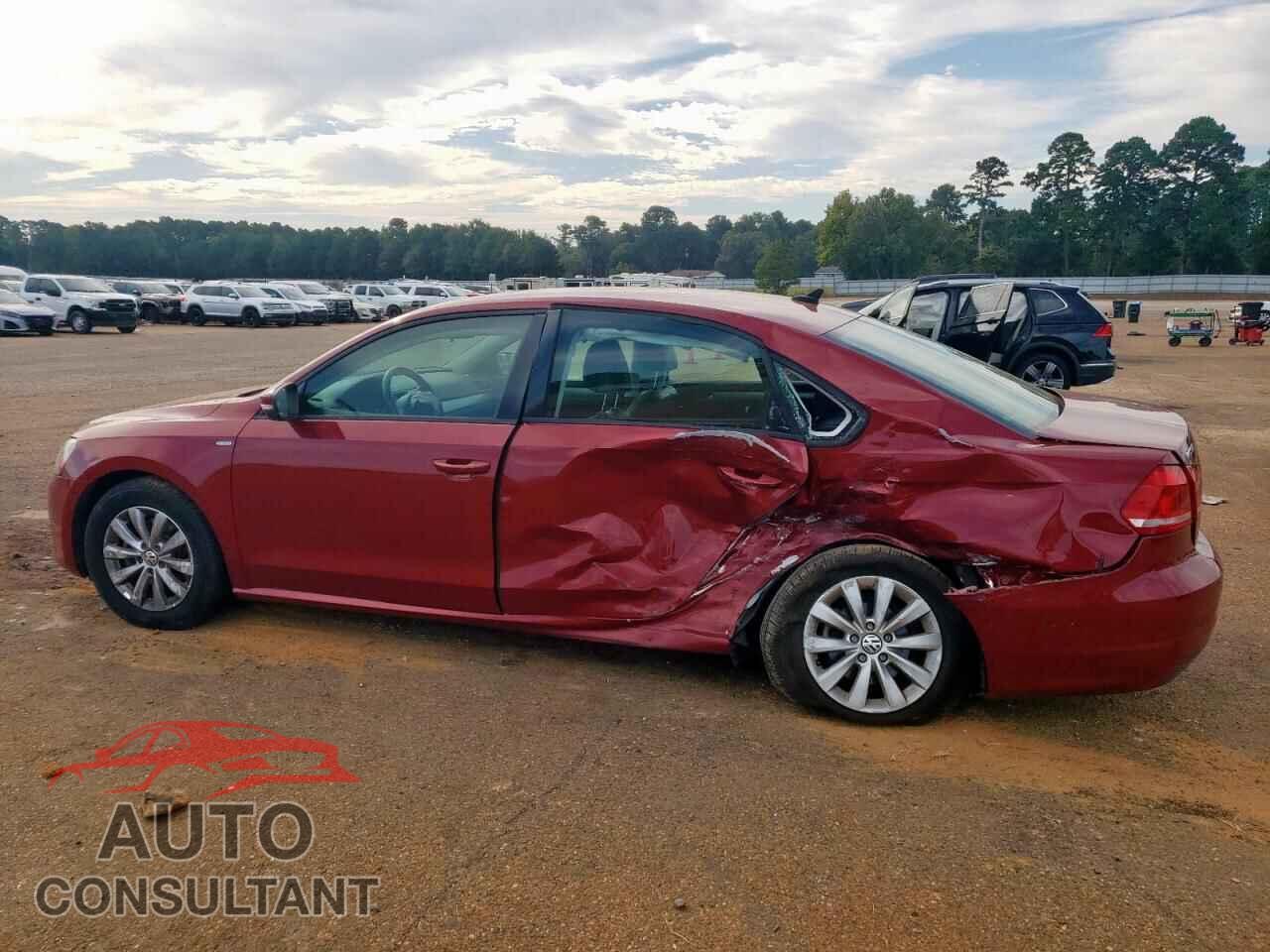 VOLKSWAGEN PASSAT 2015 - 1VWAT7A30FC058143