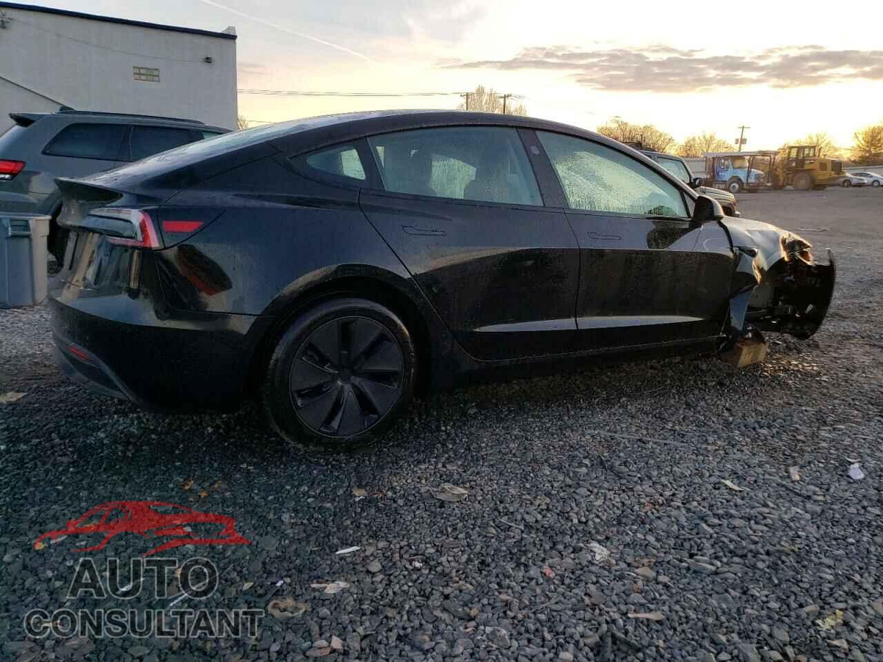 TESLA MODEL 3 2024 - 5YJ3E1EA0RF772132