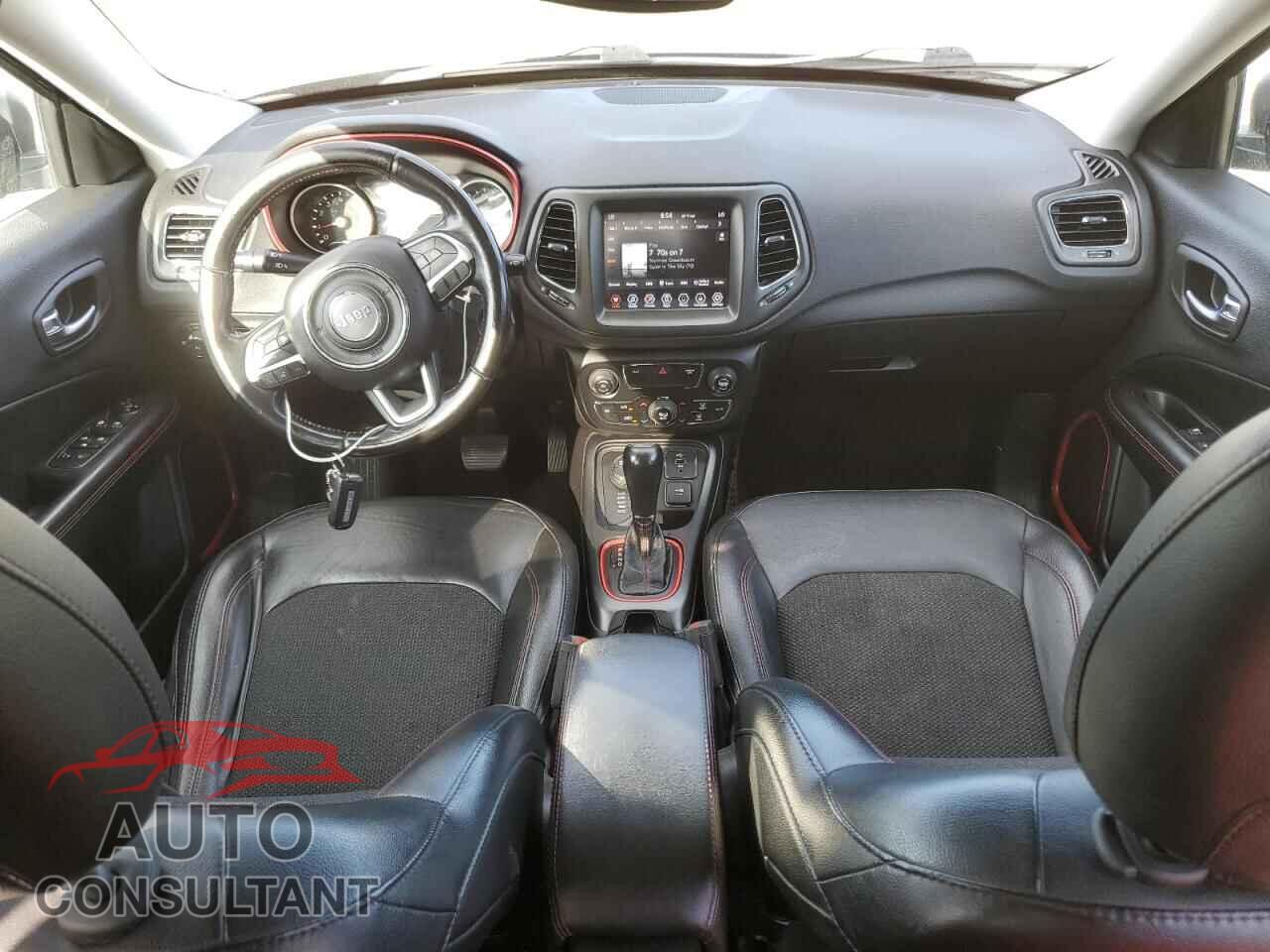 JEEP COMPASS 2020 - 3C4NJDDB2LT163598