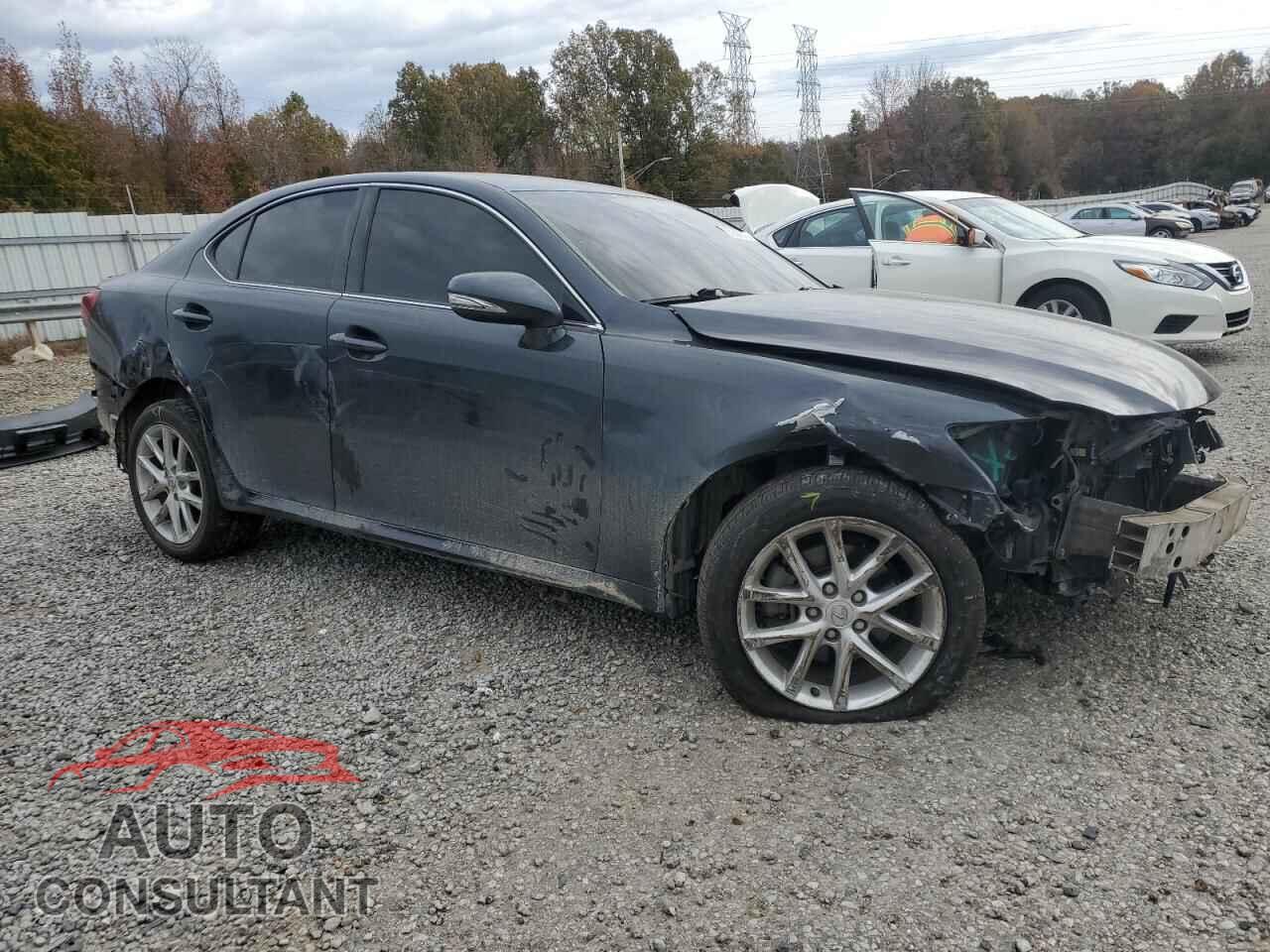 LEXUS IS 2011 - JTHCF5C26B5051738
