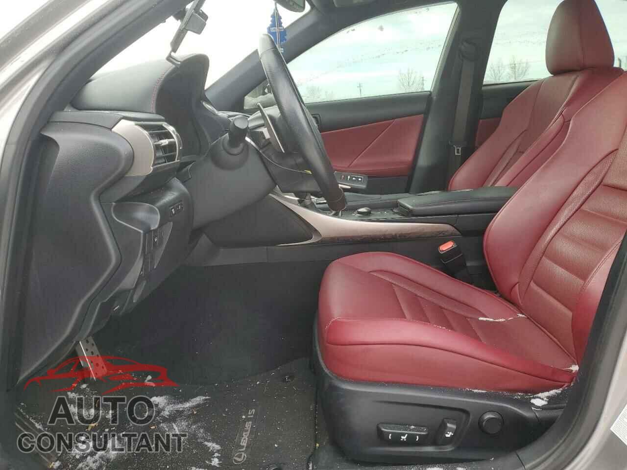 LEXUS IS 2015 - JTHCF1D28F5015935