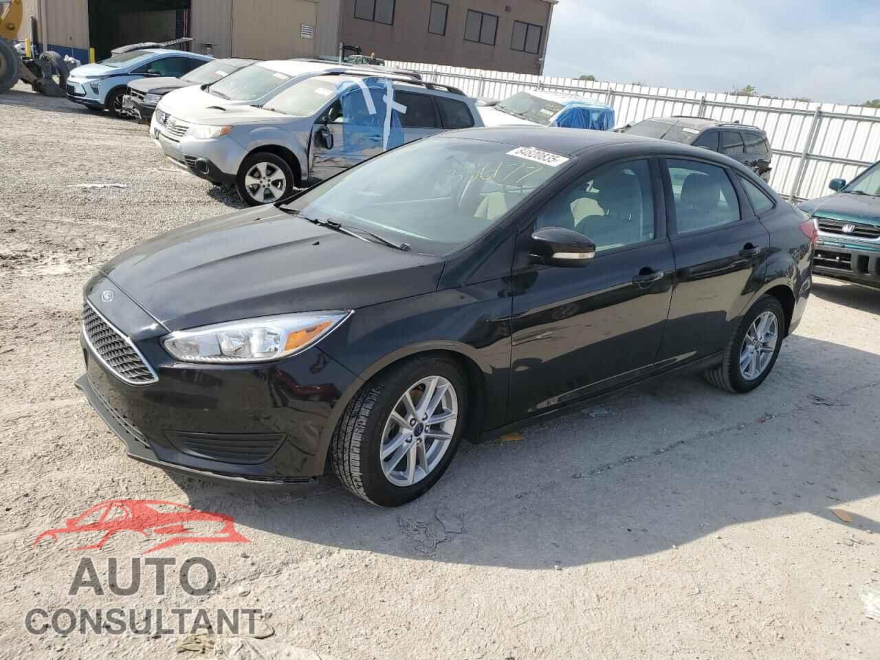 FORD FOCUS 2017 - 1FADP3F28HL336177