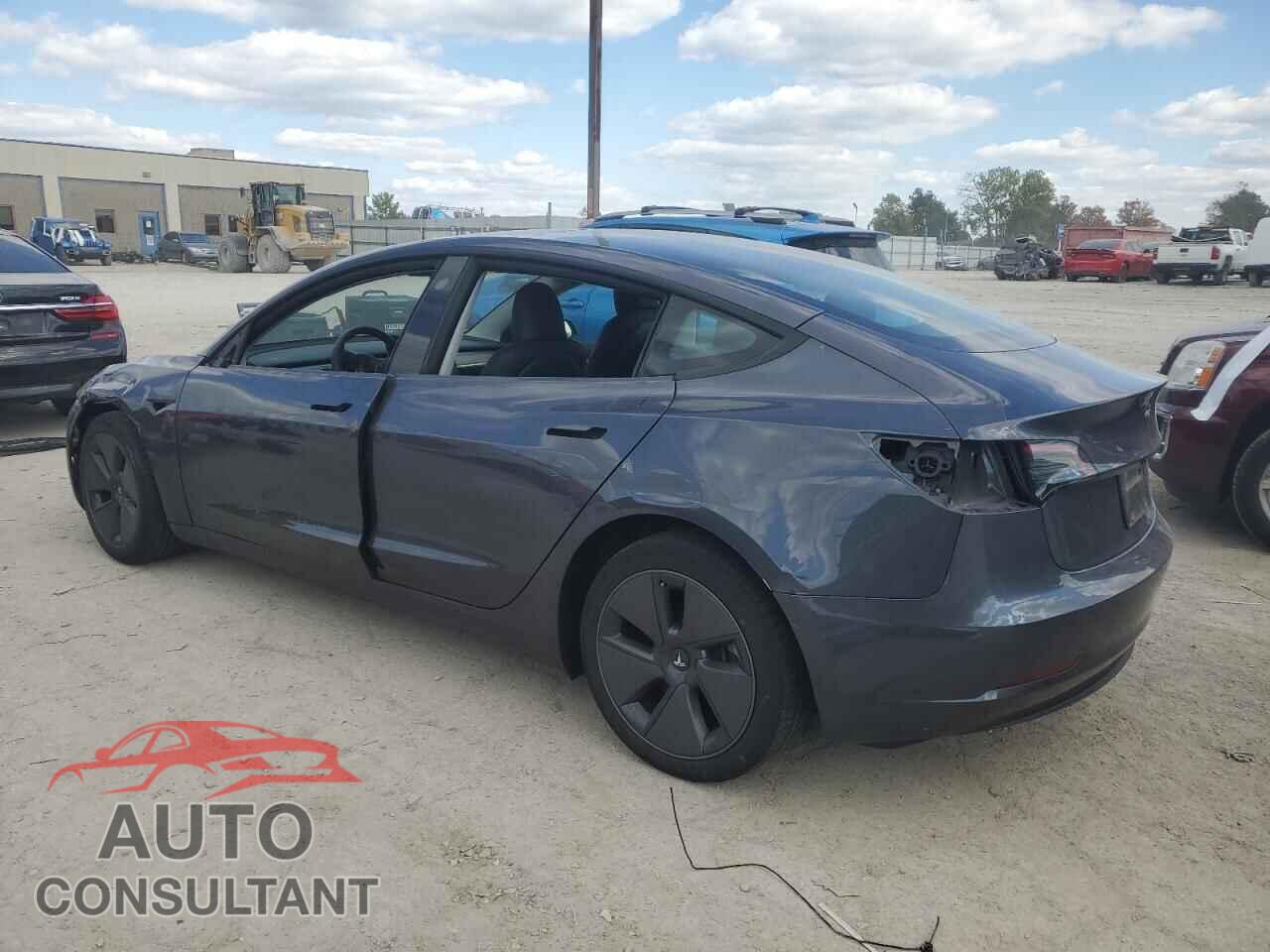 TESLA MODEL 3 2023 - 5YJ3E1EA0PF652893