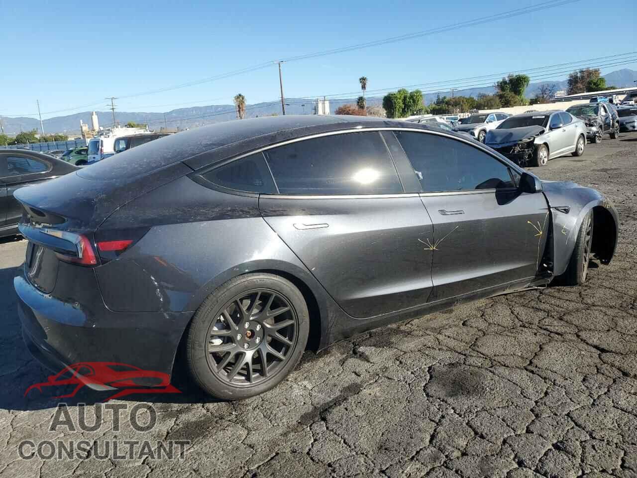 TESLA MODEL 3 2024 - 5YJ3E1EA0RF736893