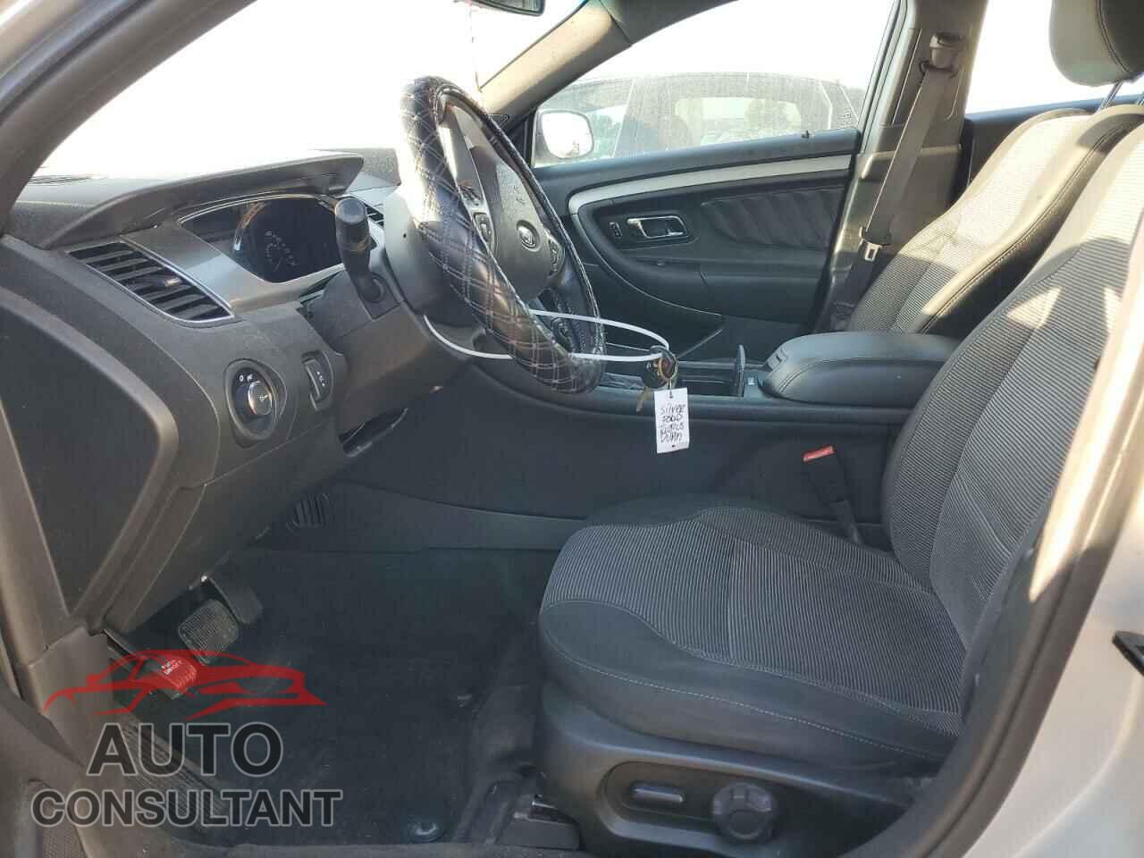 FORD TAURUS 2015 - 1FAHP2E88FG174221