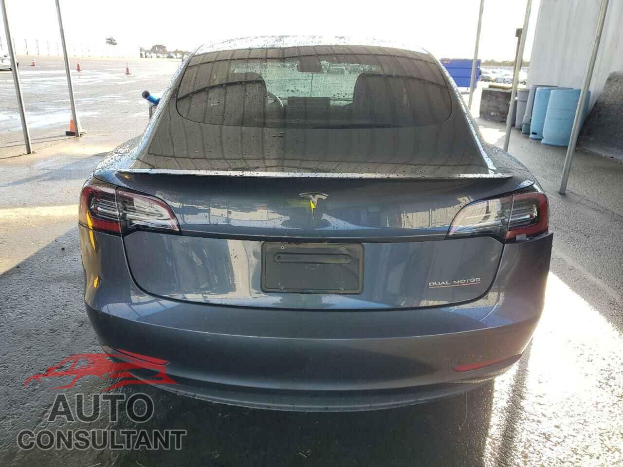 TESLA MODEL 3 2020 - 5YJ3E1EC4LF746884