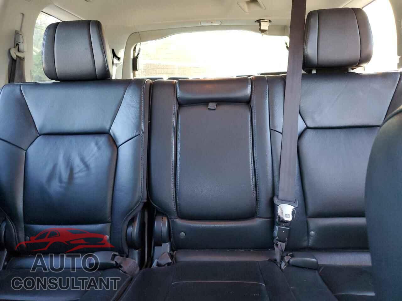 HONDA PILOT 2013 - 5FNYF3H64DB027091