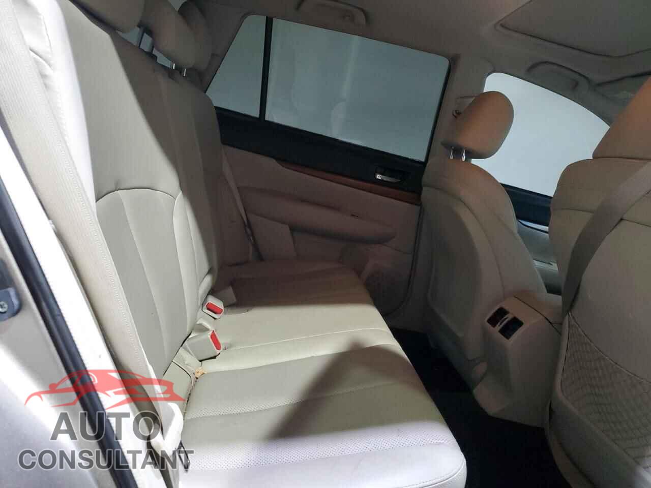 SUBARU OUTBACK 2014 - 4S4BRCLC5E3249854