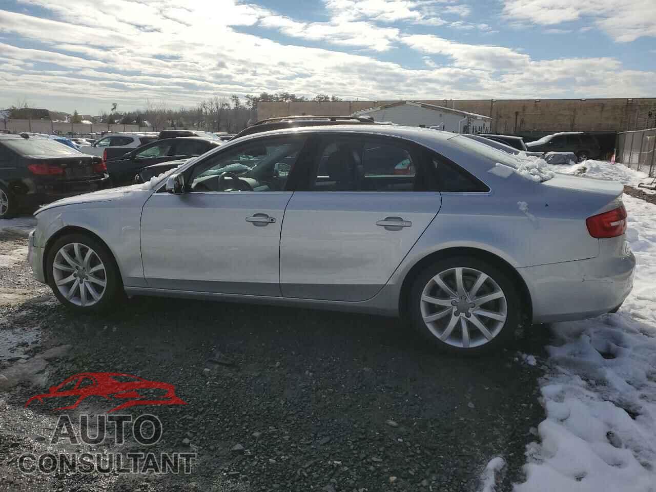 AUDI A4 2013 - WAUFFAFL5DN035283