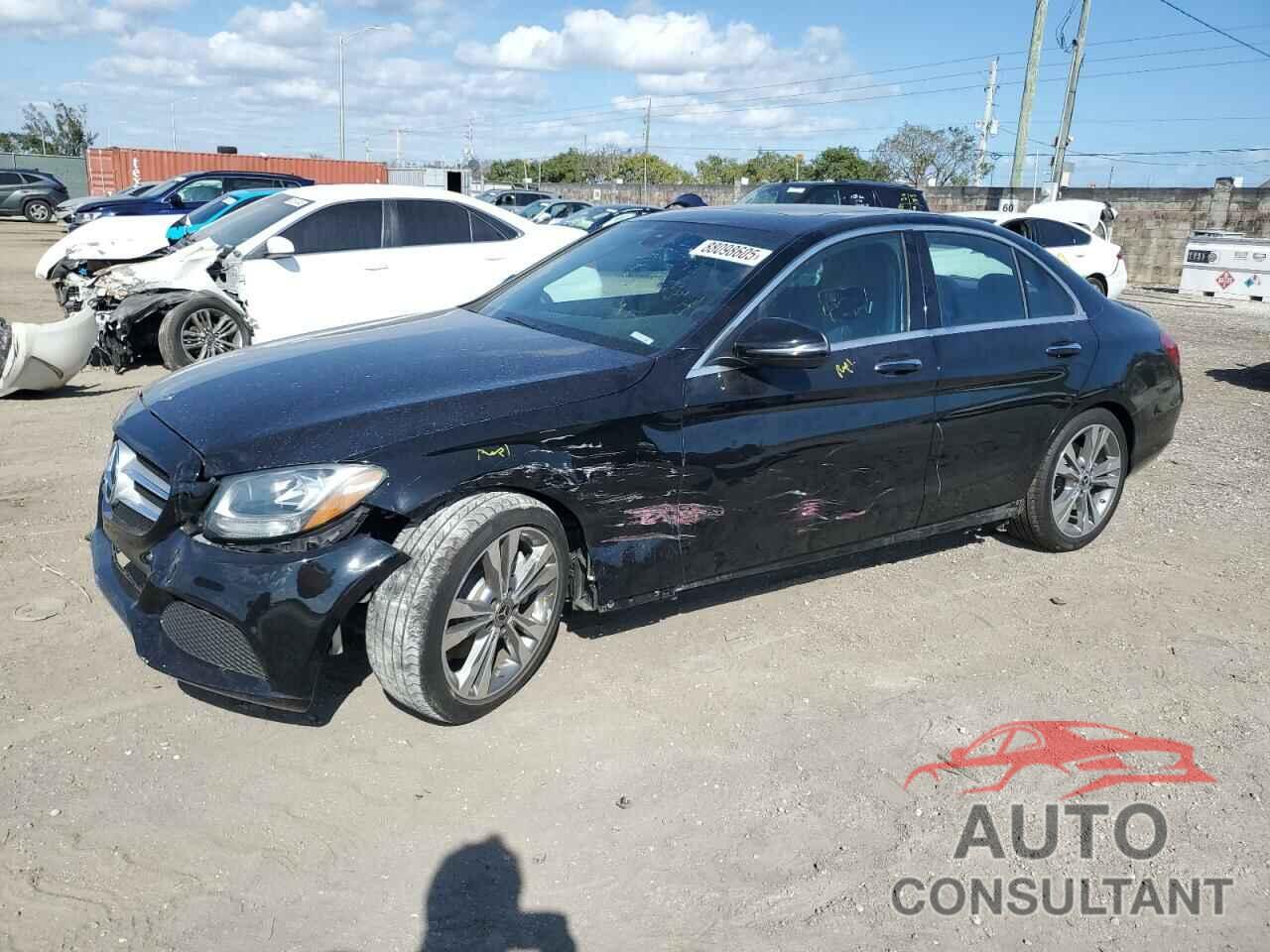 MERCEDES-BENZ C-CLASS 2018 - 55SWF4JB6JU238999