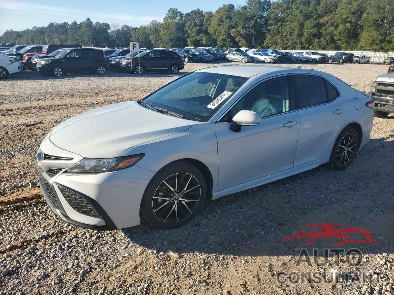 TOYOTA CAMRY 2022 - 4T1G11AK5NU074950