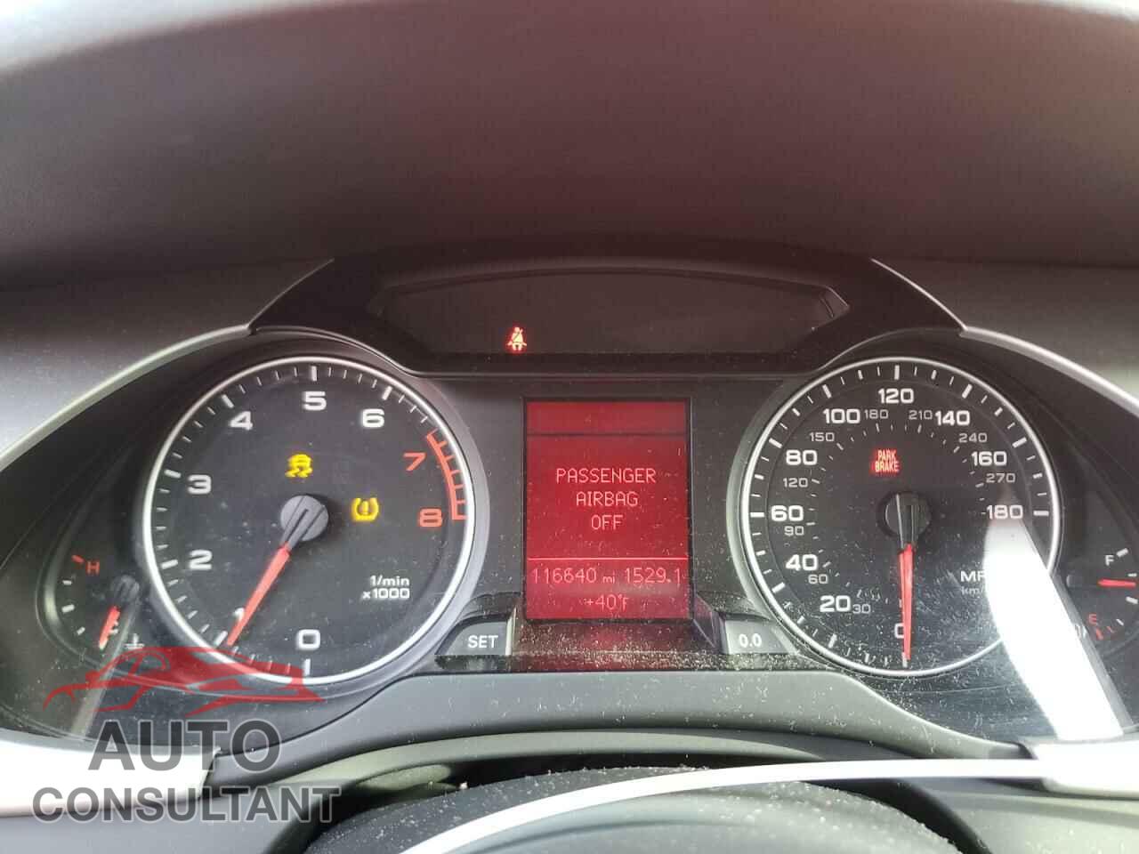 AUDI A4 2011 - WAUDFAFL4BN010363