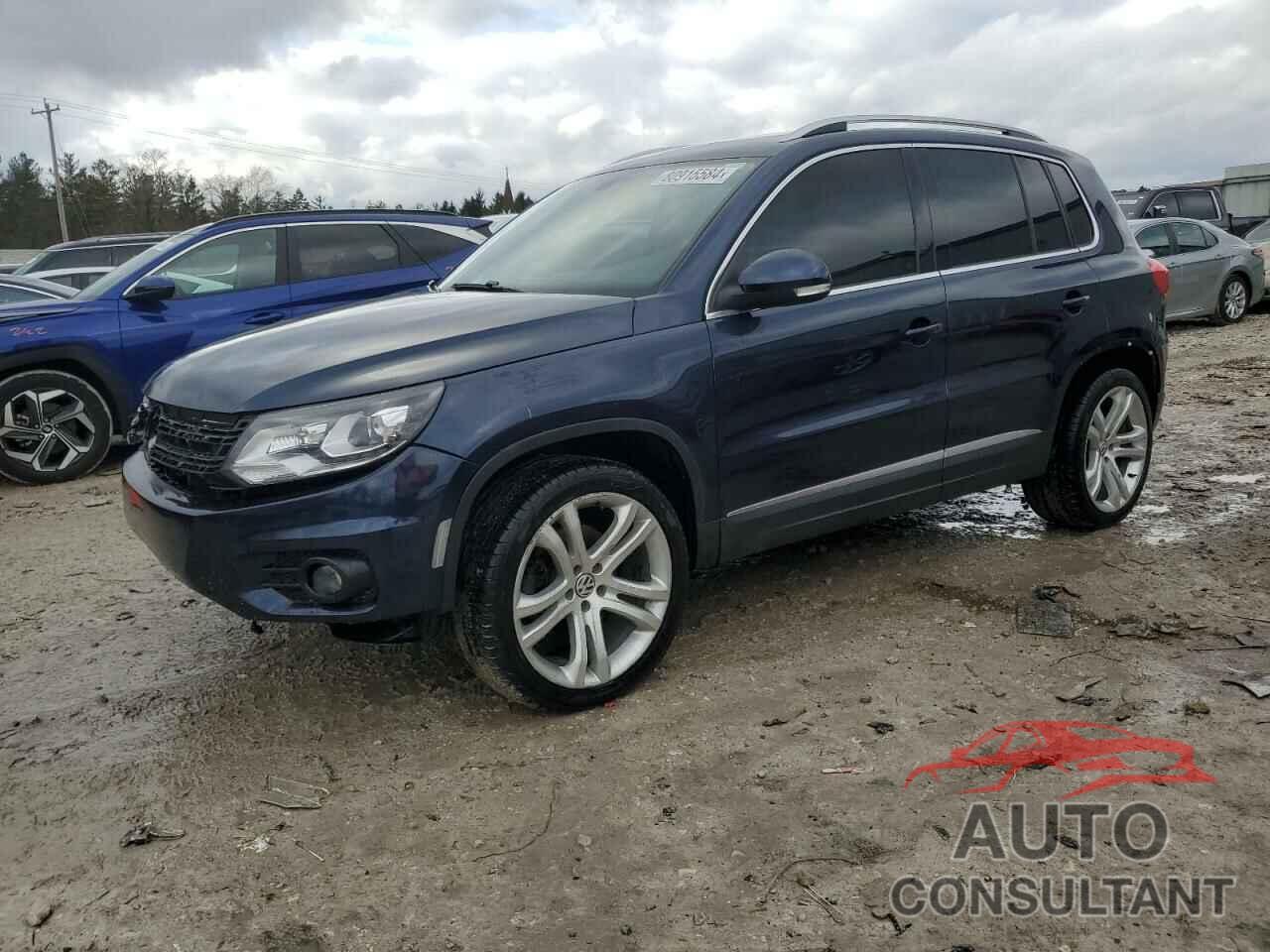 VOLKSWAGEN TIGUAN 2013 - WVGBV7AX1DW546447