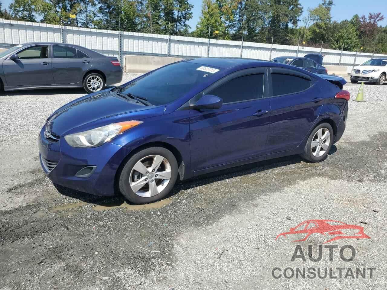 HYUNDAI ELANTRA 2013 - 5NPDH4AE3DH300877
