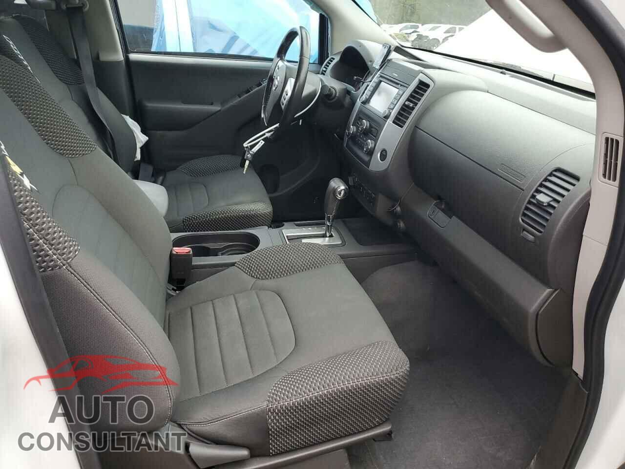 NISSAN FRONTIER 2019 - 1N6AD0EV3KN713412