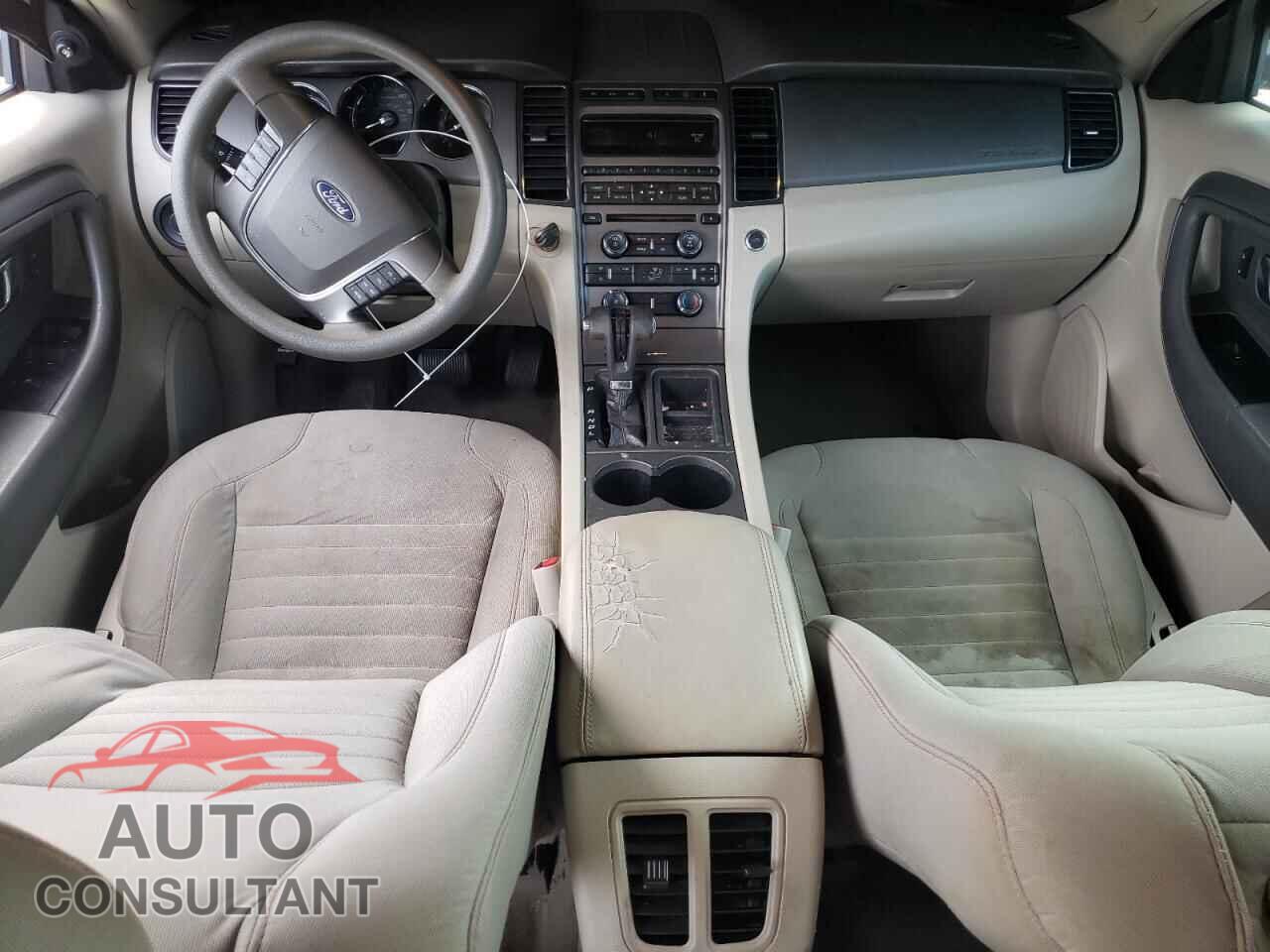 FORD TAURUS 2010 - 1FAHP2DW5AG149057