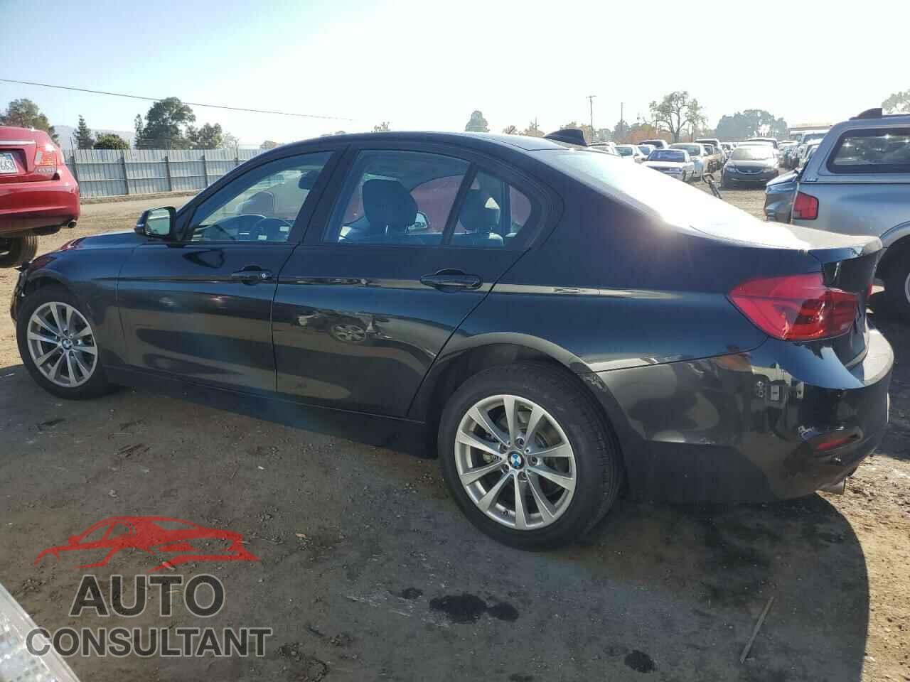 BMW 3 SERIES 2018 - WBA8E1G51JNU91630
