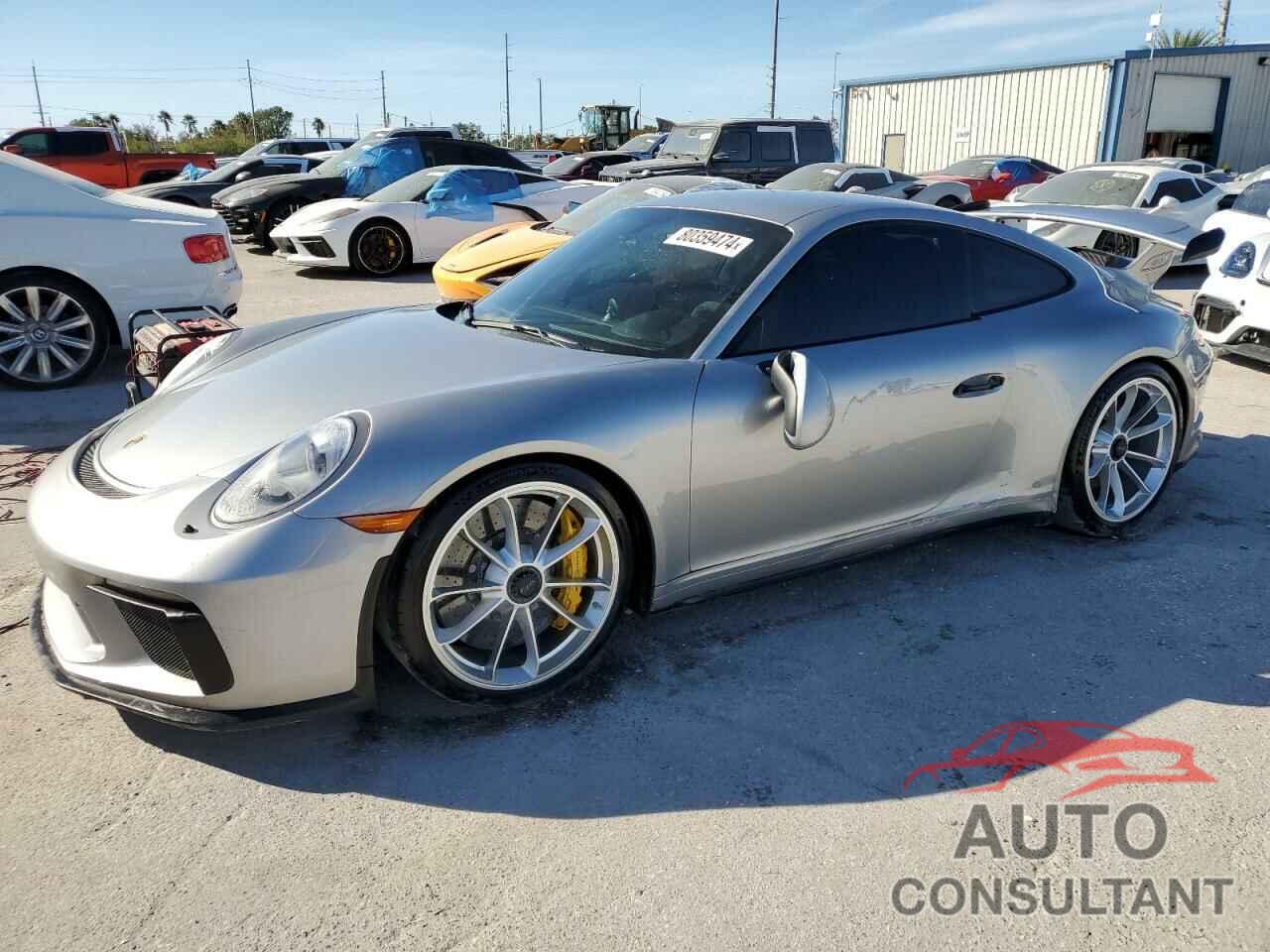 PORSCHE 911 2018 - WP0AC2A92JS174646