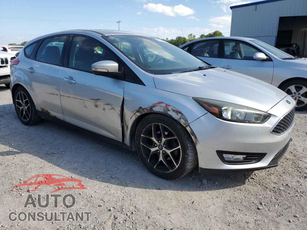 FORD FOCUS 2017 - 1FADP3M21HL264550