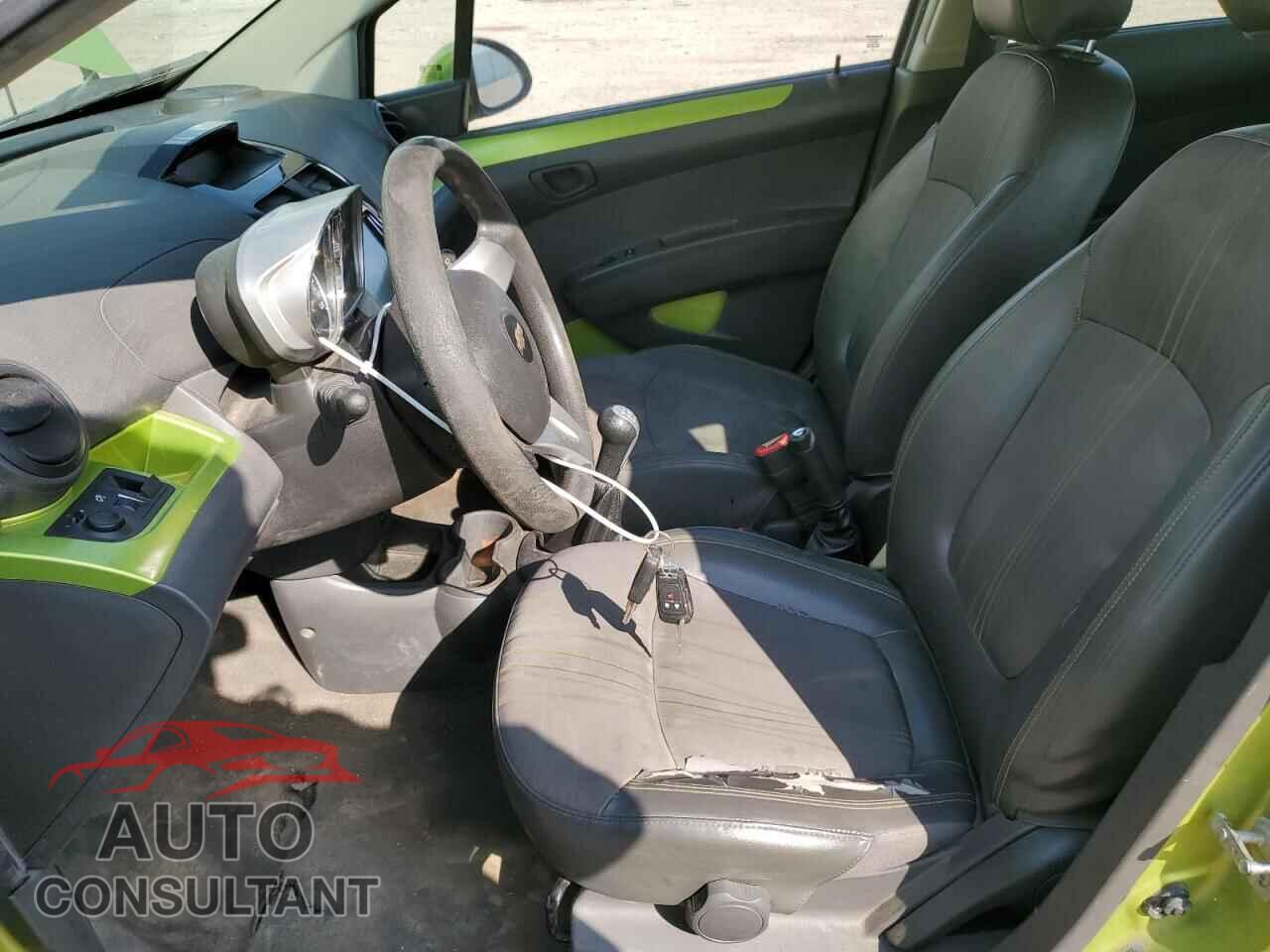 CHEVROLET SPARK 2013 - KL8CC6S96DC555101