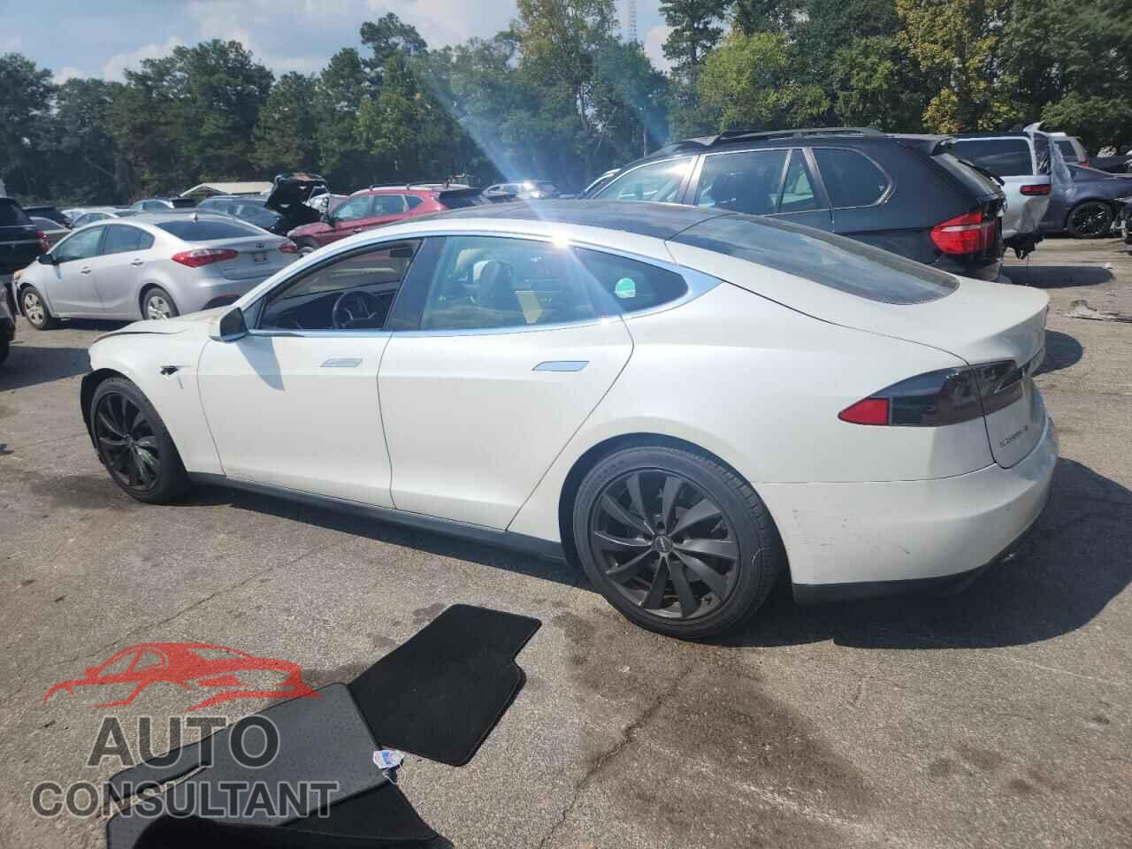 TESLA MODEL S 2013 - 5YJSA1CNXDFP27933