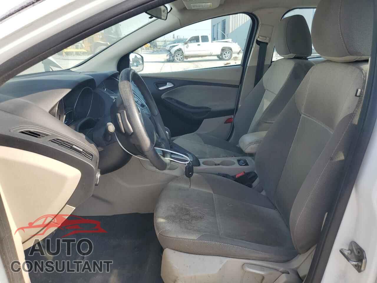 FORD FOCUS 2014 - 1FADP3F21EL389900
