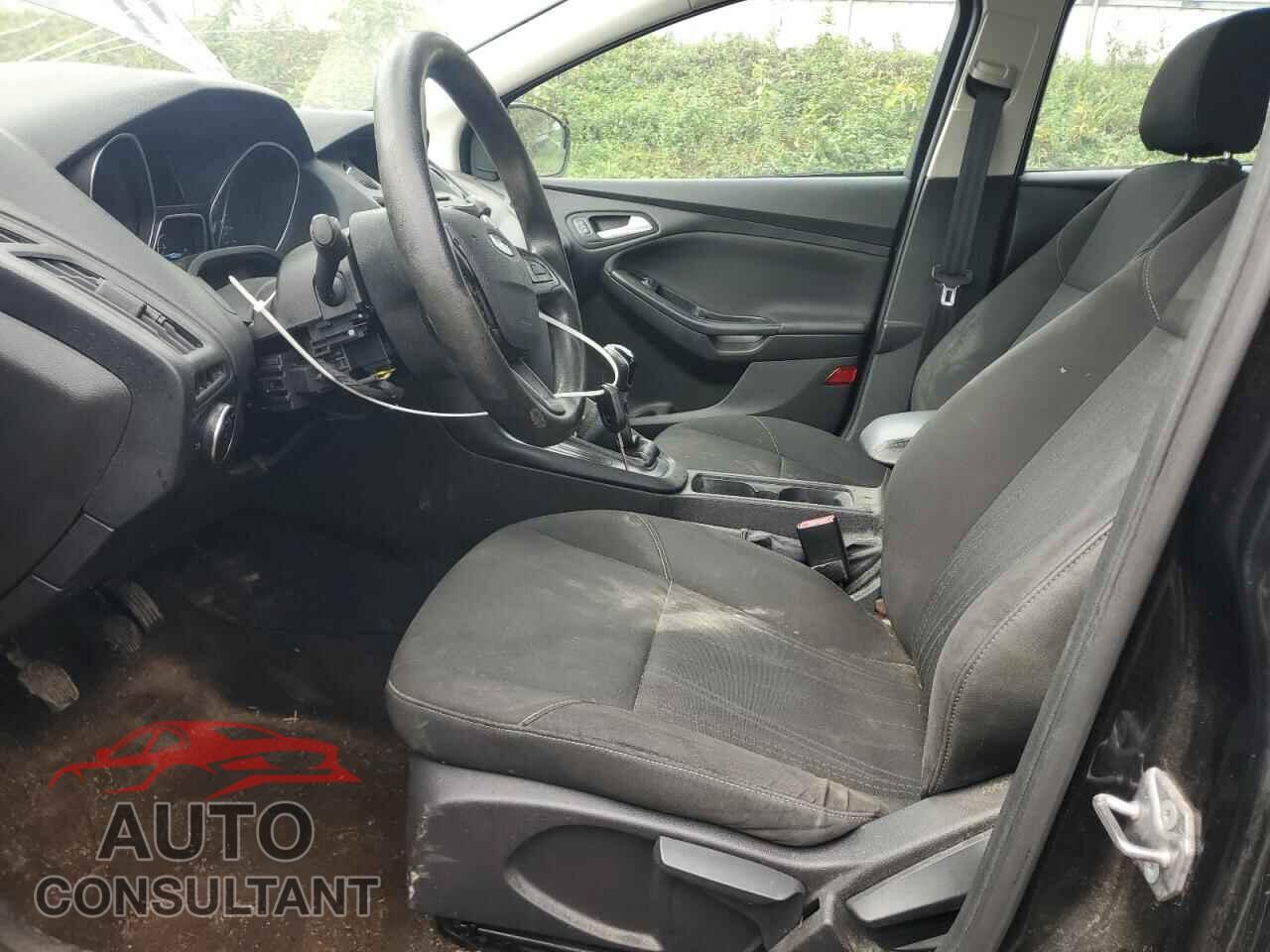 FORD FOCUS 2015 - 1FADP3F25FL356254
