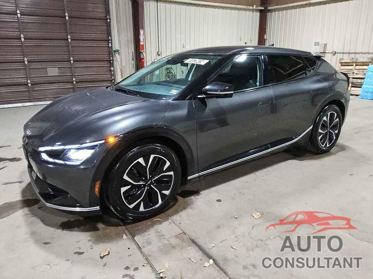 KIA EV6 LIGHT 2023 - KNDC34LA2P5610060