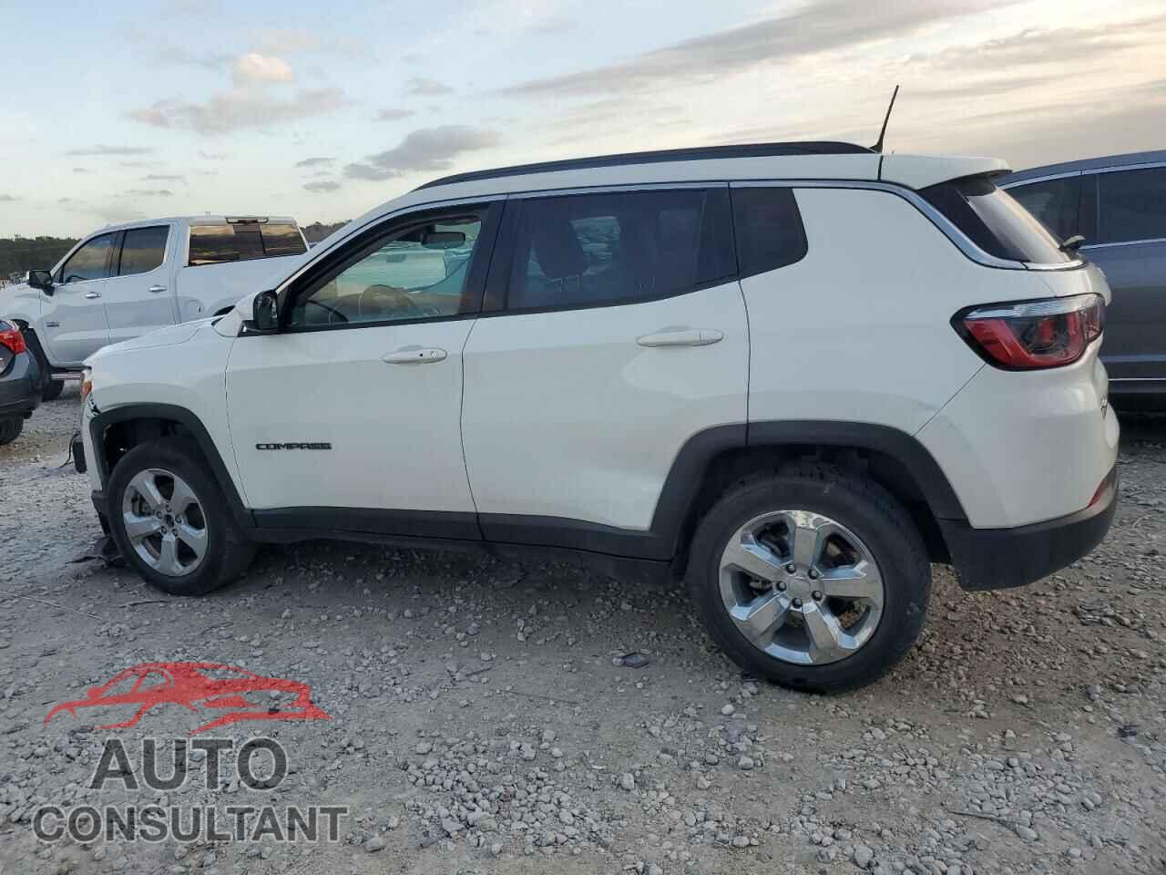 JEEP COMPASS 2019 - 3C4NJDBB7KT695415