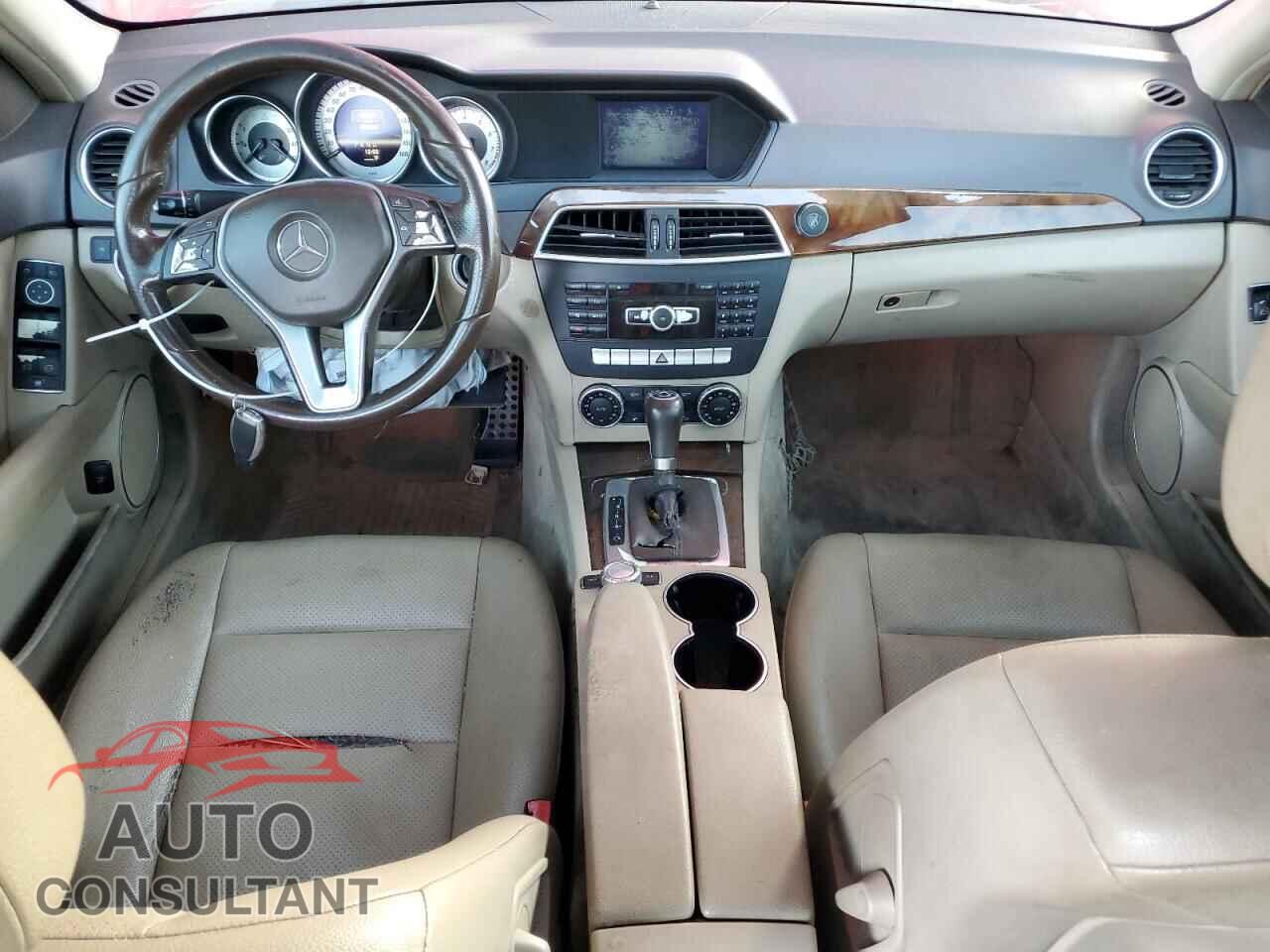 MERCEDES-BENZ C-CLASS 2013 - WDDGF4HB6DA779405