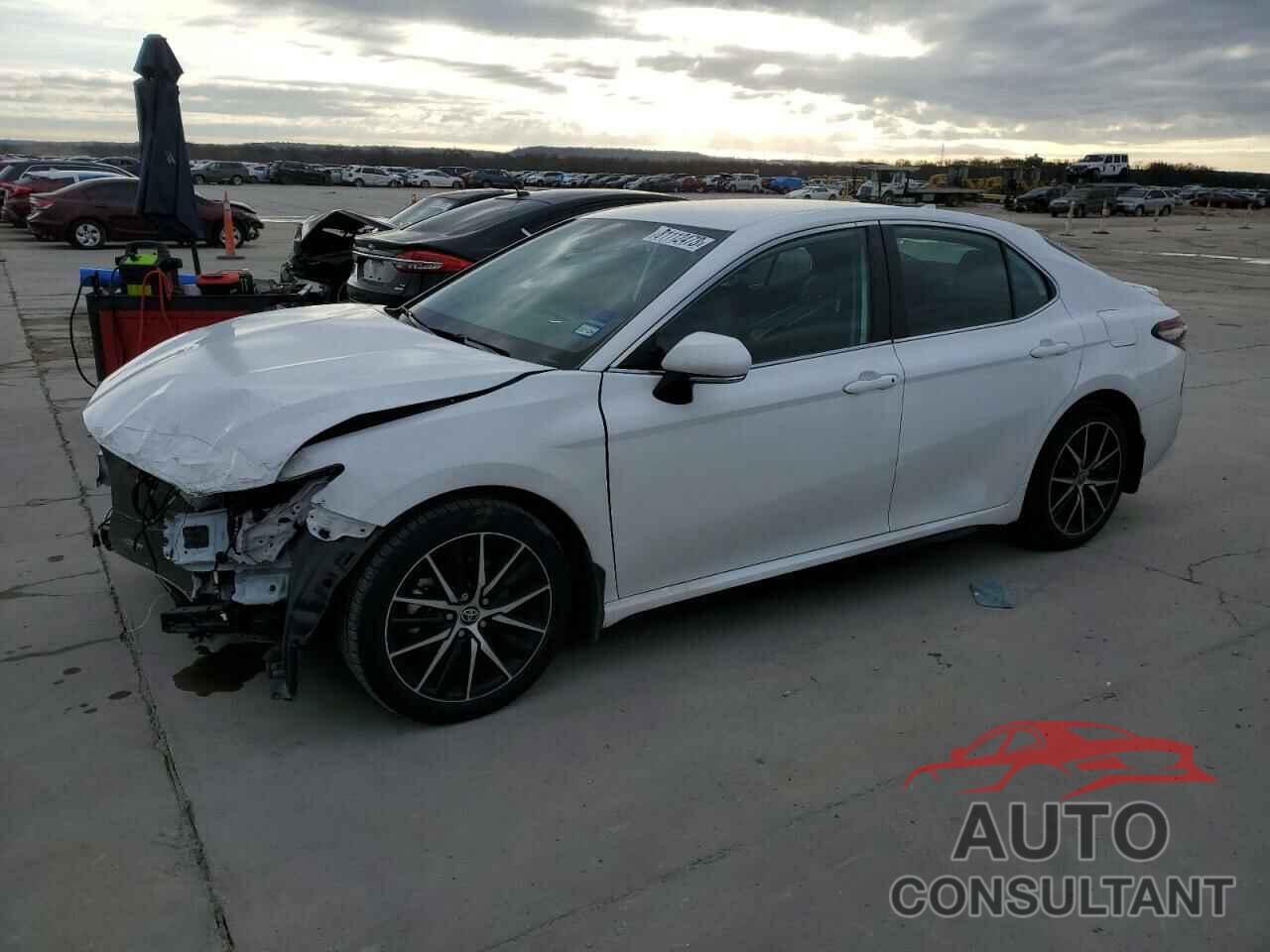 TOYOTA CAMRY 2022 - 4T1G11AK4NU668798