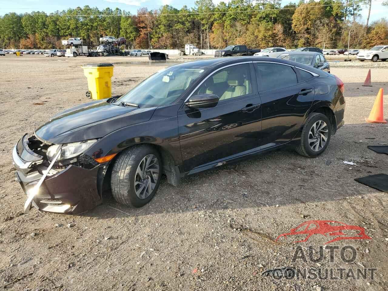 HONDA CIVIC 2018 - 2HGFC2F70JH553487