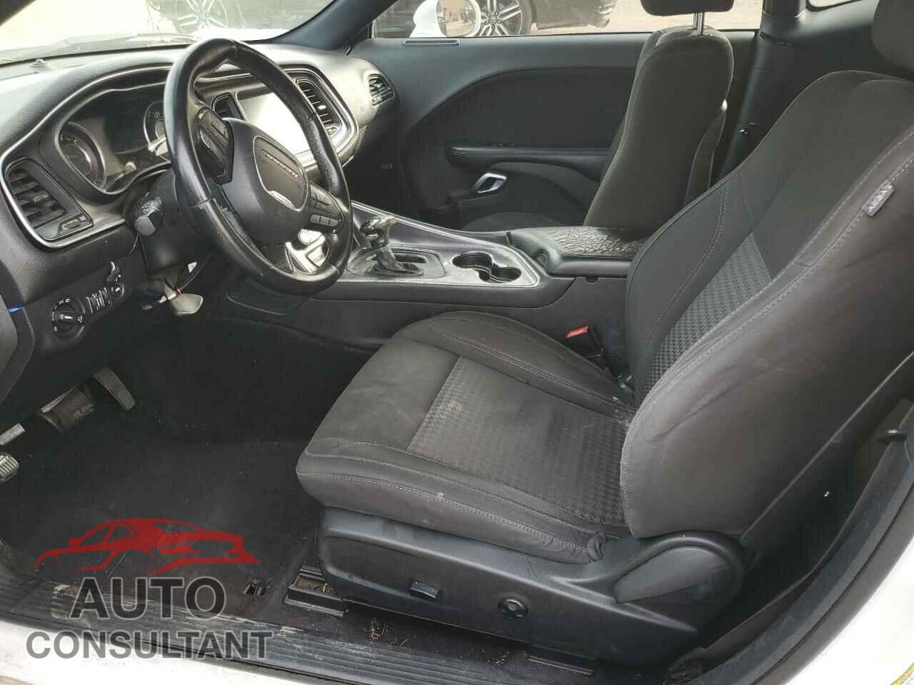 DODGE CHALLENGER 2015 - 2C3CDZAT9FH707654