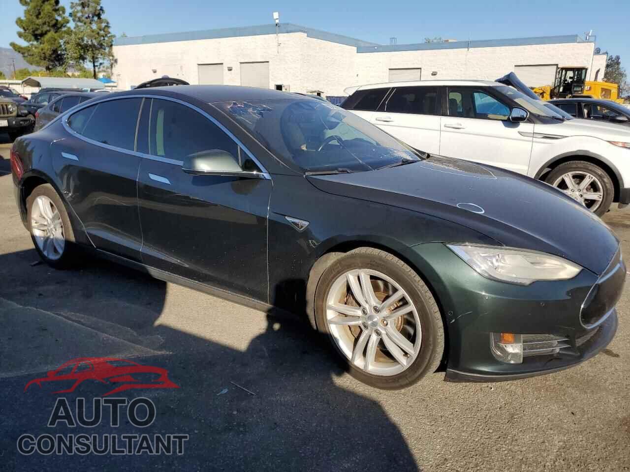 TESLA MODEL S 2014 - 5YJSA1H10EFP60351