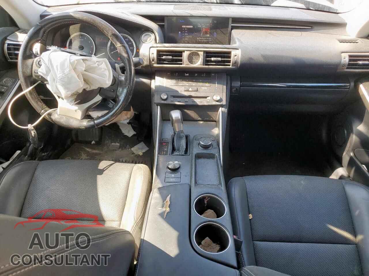 LEXUS IS 2015 - JTHBF1D28F5076147