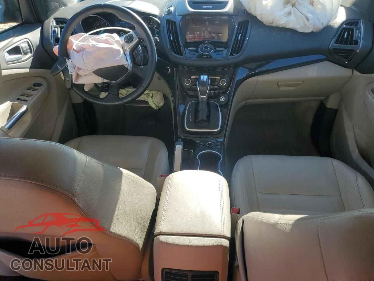 FORD ESCAPE 2014 - 1FMCU0J95EUB81879