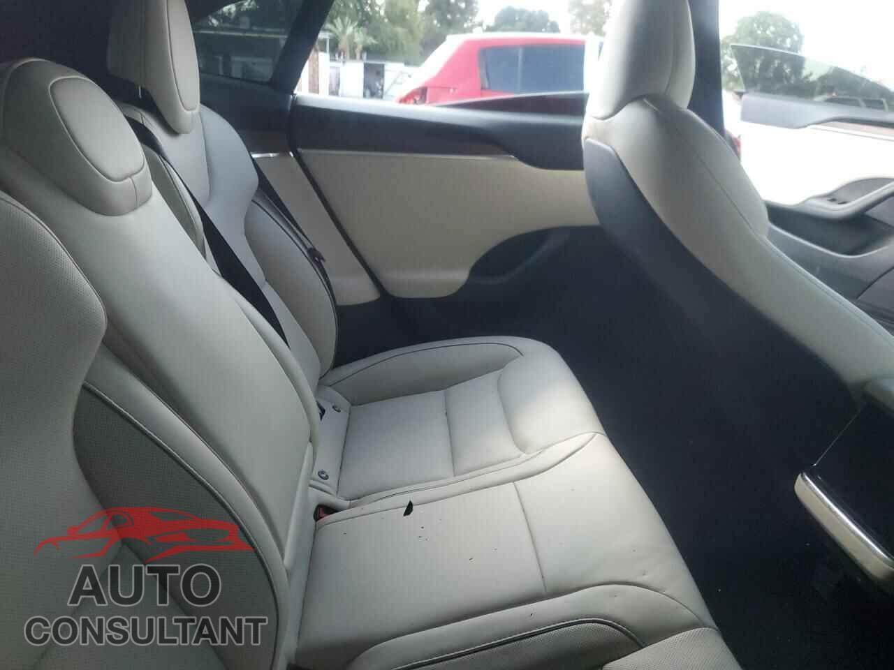 TESLA MODEL S 2021 - 5YJSA1E66MF432060