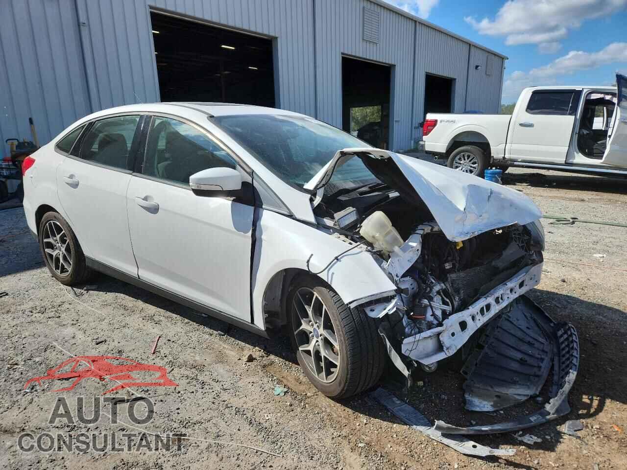 FORD FOCUS 2017 - 1FADP3H26HL248323