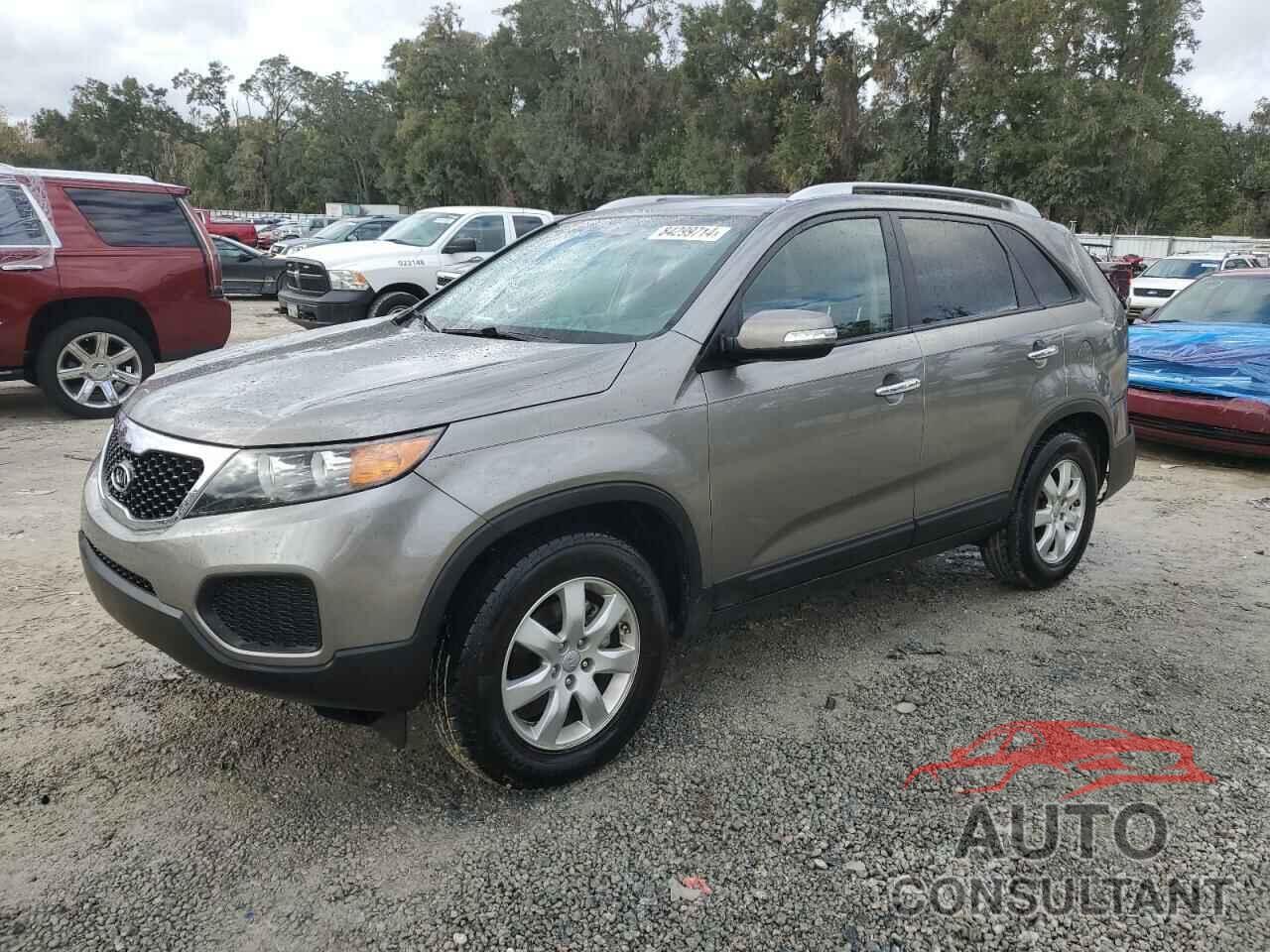 KIA SORENTO 2013 - 5XYKT4A22DG391191